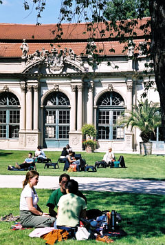 Picknick vor der Orangerie