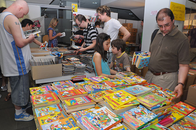 ComicSalon_2010_06_06_37_isa