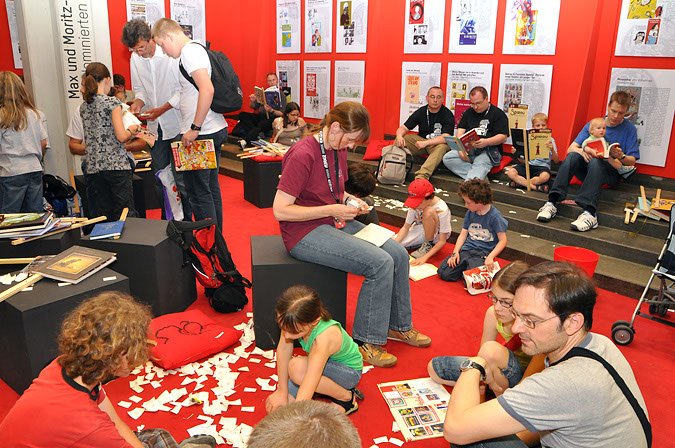 ComicSalon_2010_06_06_42_isa