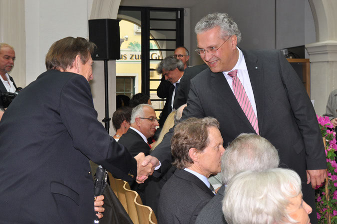 1Web_PalaisStutterhei_2010_06_02_006_isa