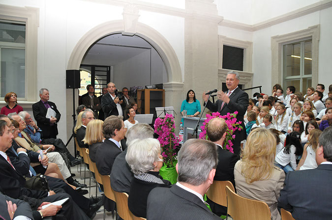 1Web_PalaisStutterhei_2010_06_02_050_isa