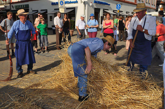 16_Marktplatzfest_20100822_56_isa